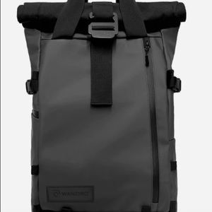 WANDRD Prvke 21L camera/day carry pack EUC - used twice!
